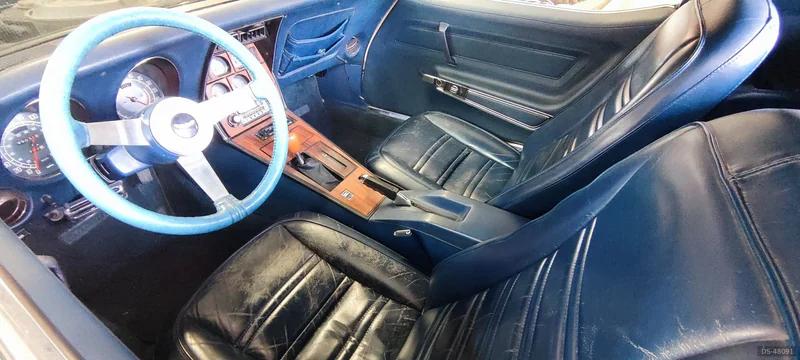 1977 Chevrolet Corvette C3 Stingray in Praha 8 2