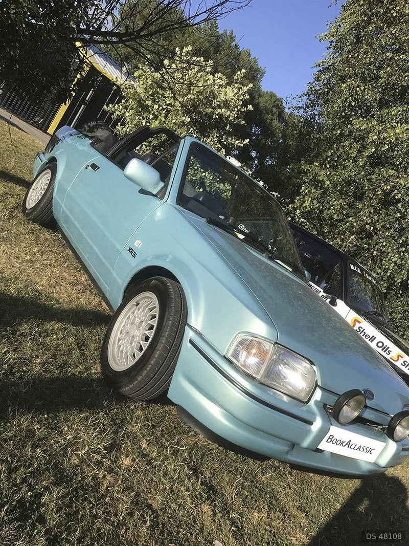 1989 Ford Escort Xr3i Cabriolet in Holywell 3