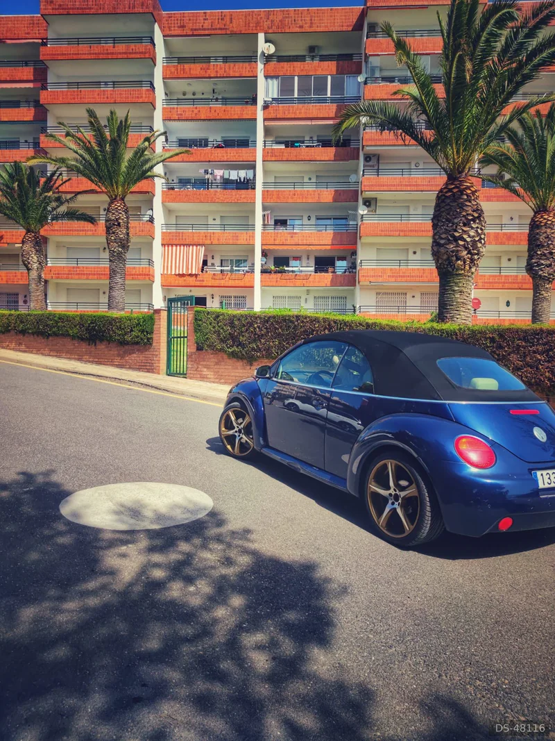 2003 Volkswagen New Beetle Cabrio in Matadepera 3