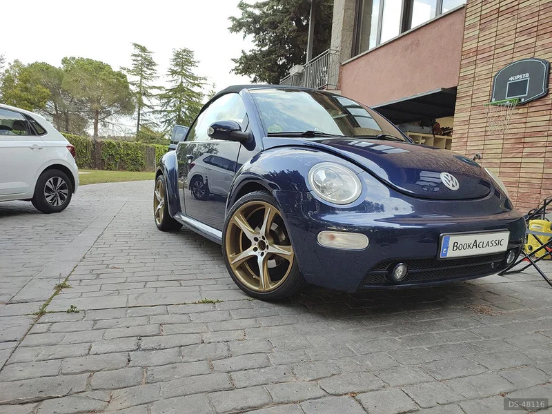 2003 Volkswagen New Beetle Cabrio in Matadepera 4