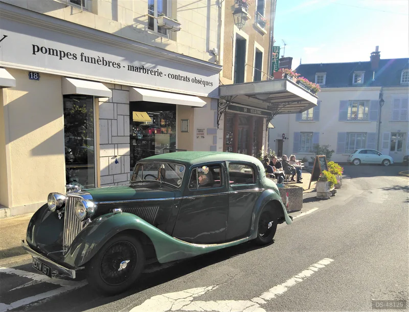 1939 Jaguar Jaguar One and a half Saloon