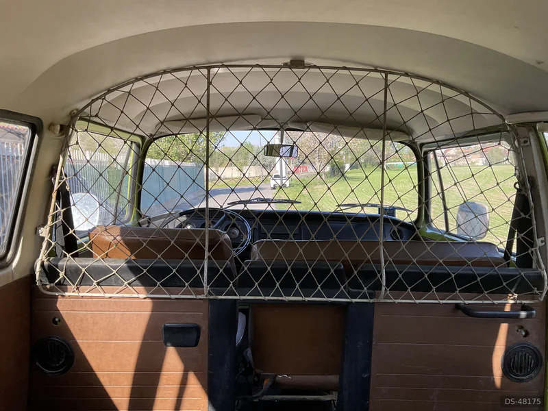 1976 Volkswagen T2 in Milano 8