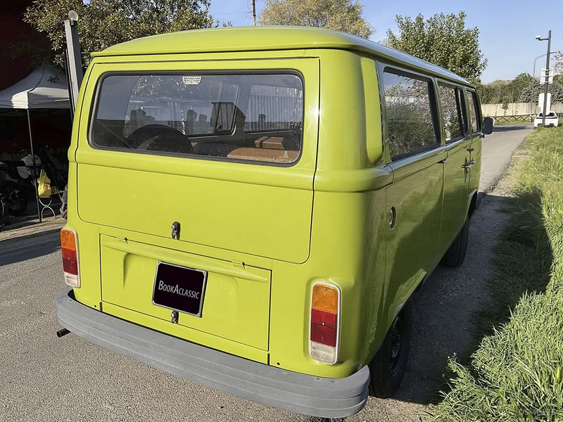 1976 Volkswagen T2 in Milano 6
