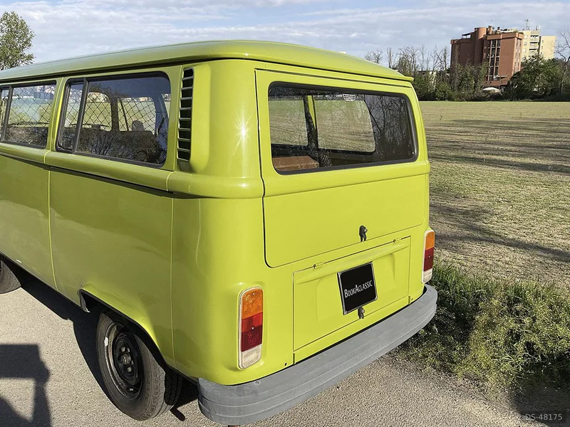 1976 Volkswagen T2 in Milano 5