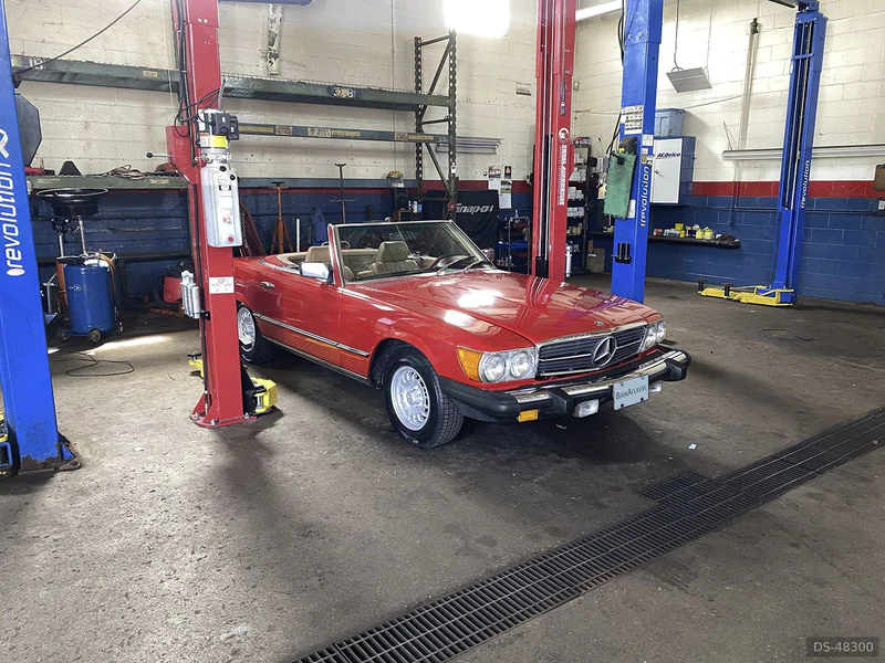1980 Mercedes-Benz 450SL in Hamilton 9