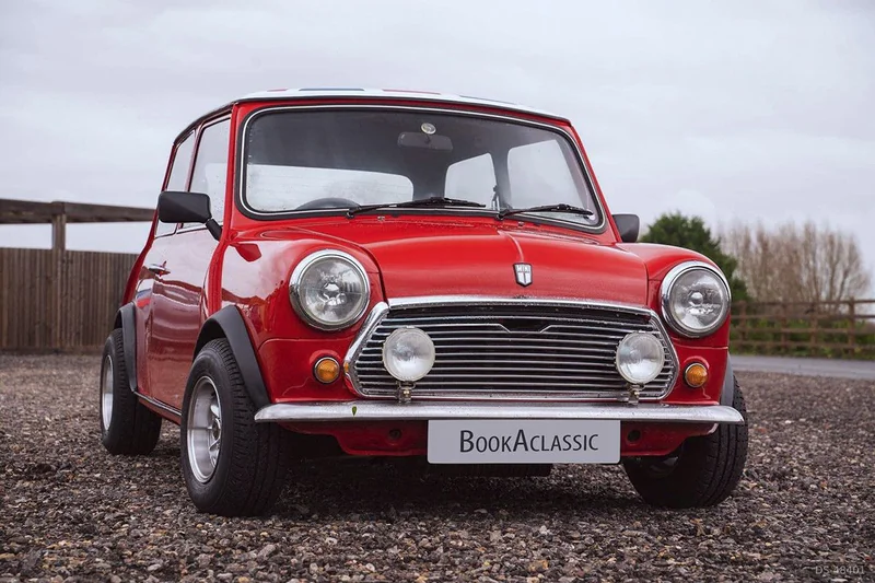 1982 Austin Mini in London 3