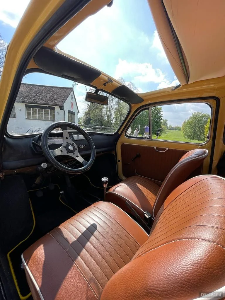 1972 Fiat 500 in London 8