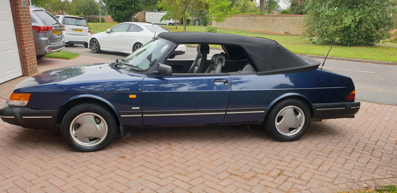 1992 Saab Classic 900 Convertible in Hemel Hempstead
