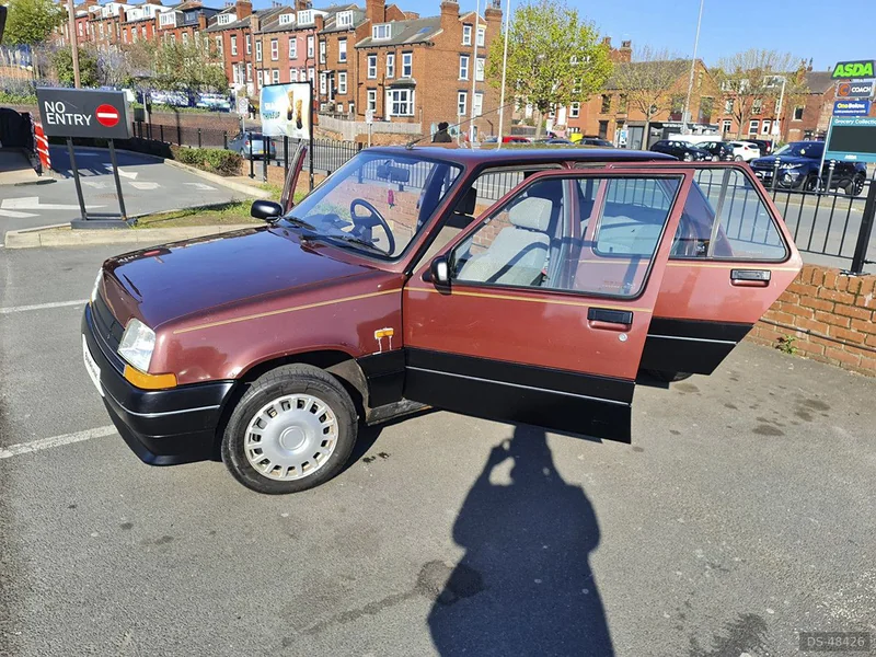 1988 Renault Five in Leeds 9