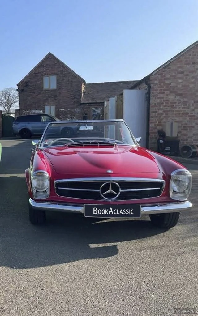 1964 Mercedes-Benz 230 SL Pagoda in Hinckley 3