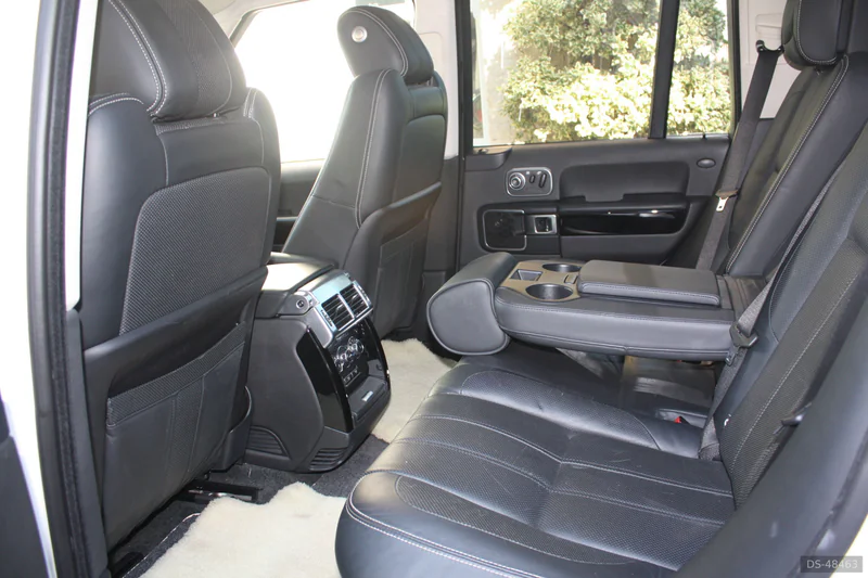 2010 Land Rover Range Rover Vogue Se L322 in Staines 4