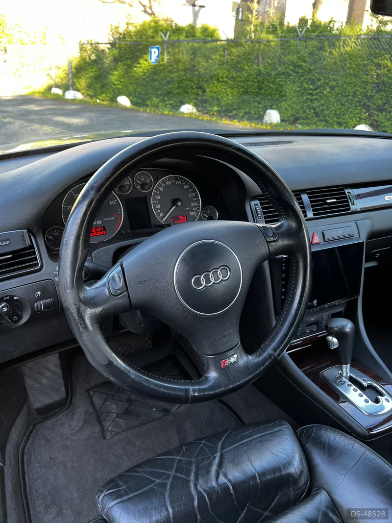 2002 Audi S6 in Hvidovre 9