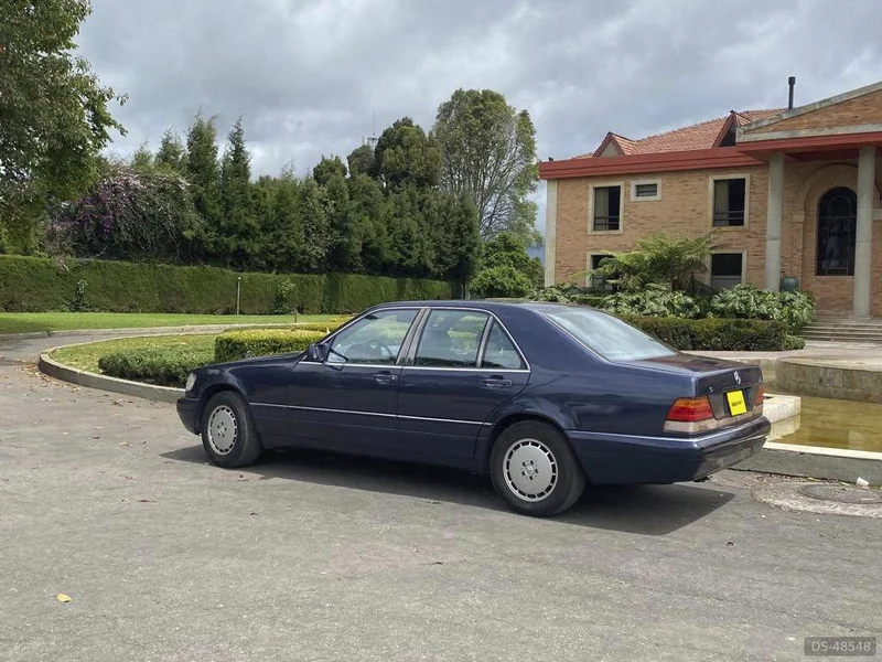 1994 Mercedes-Benz S280 in Bogota 2