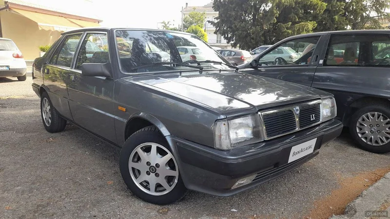 1989 Lancia Prisma in Roma 3
