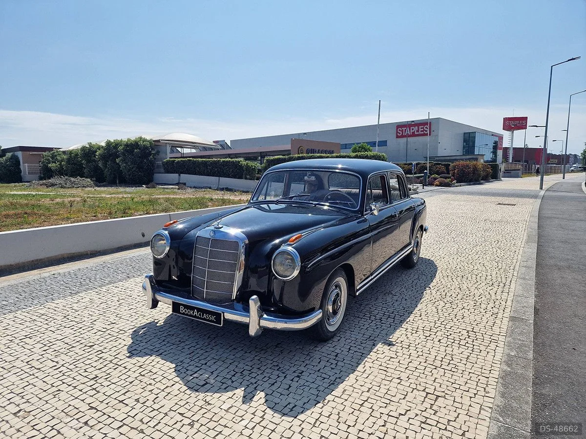 1959 Mercedes-Benz 220S
