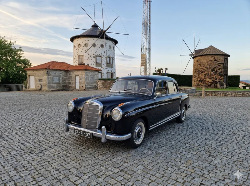 1959 Mercedes-Benz 220S in Póvoa De Varzim 4