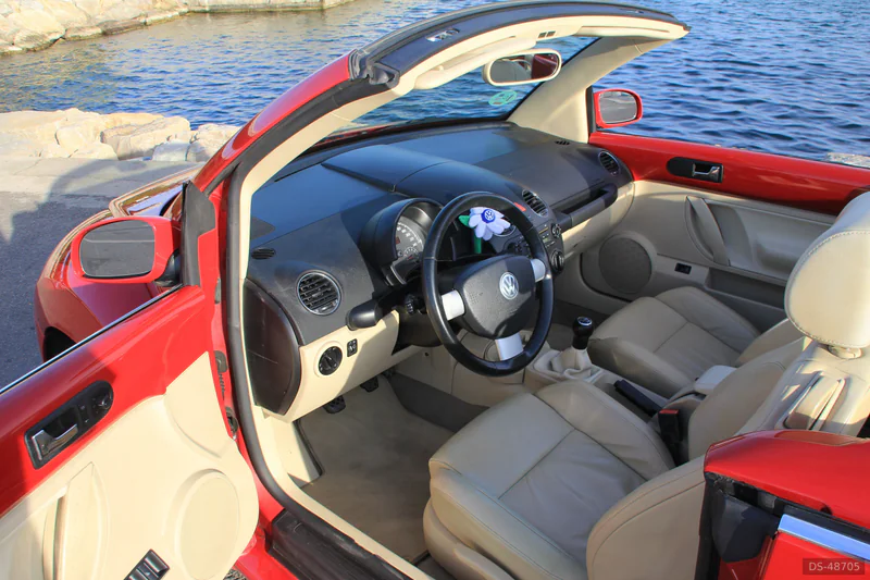 2006 Volkswagen New Beetle Cabrio in Valencia 10