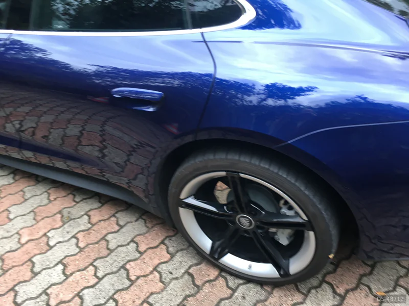2021 Porsche Taycan 4s in Menton 6