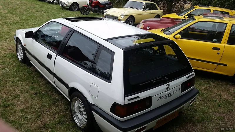 1988 Honda Accord Aerodeck in Harlow 2