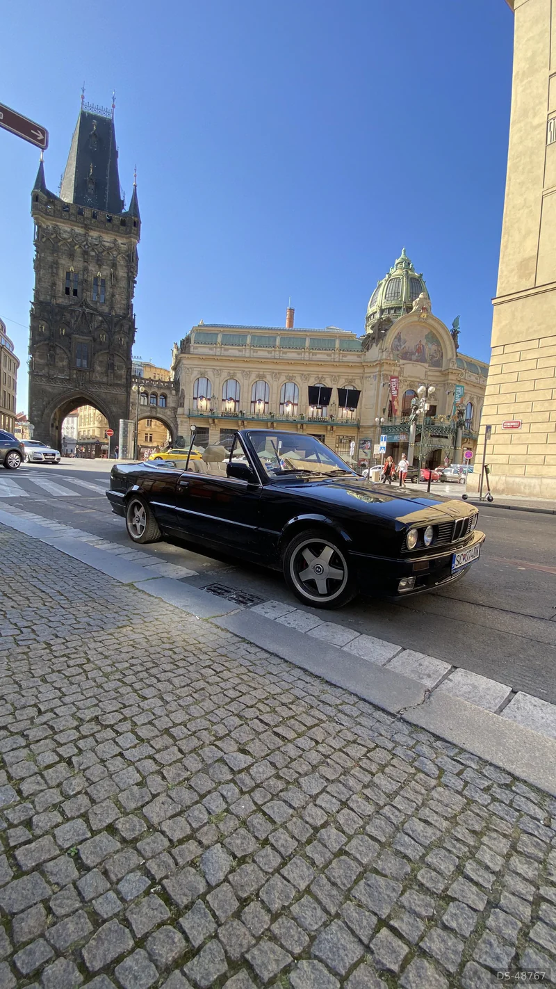1986 BMW E30 in Praha 4