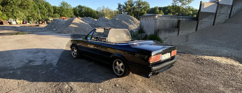 1986 BMW E30 in Praha 5