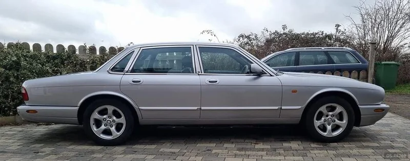 2001 Jaguar Xj8 Executive