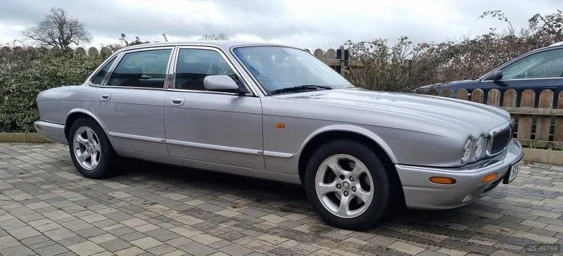 2001 Jaguar Xj8 Executive