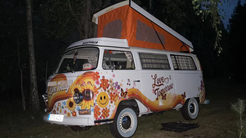 1971 Volkswagen T2 in Vaxholm 3
