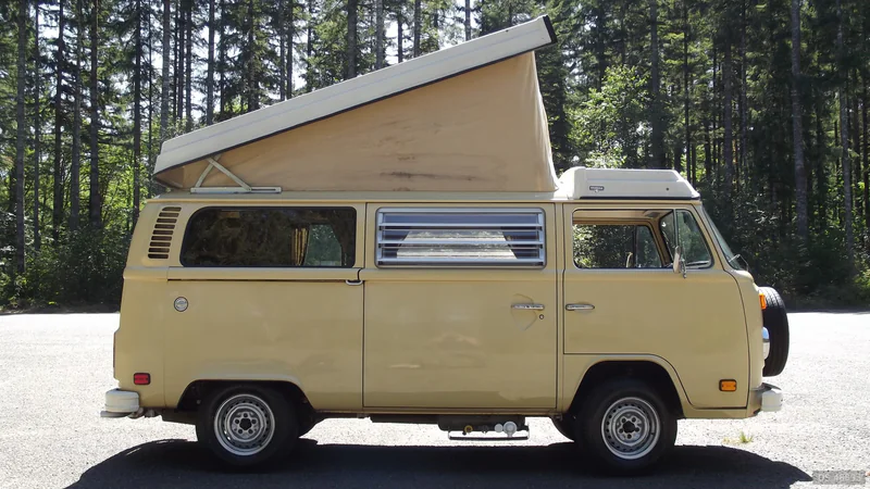 1978 Volkswagen Westfalia Camper Van in Winnipeg 2