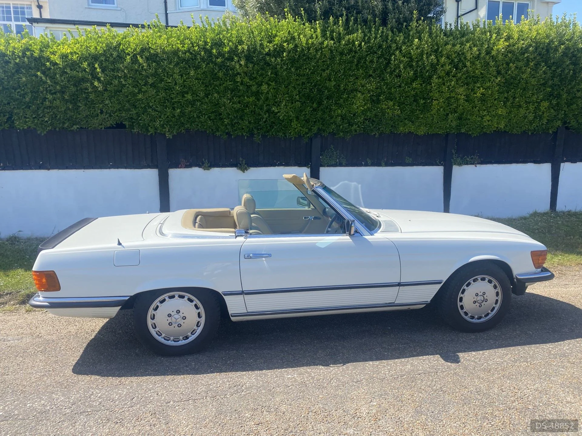 1984 Mercedes-Benz 500sl R107