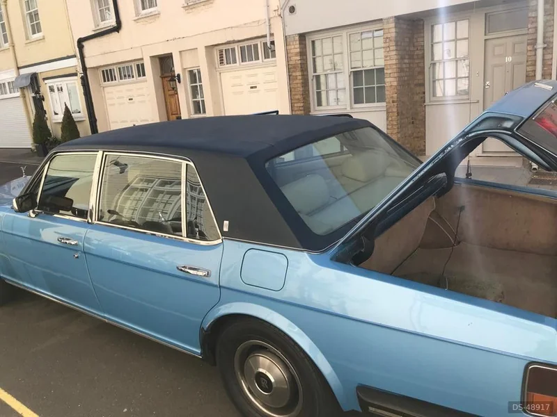 1982 Rolls-Royce Silver Spirit in London 2
