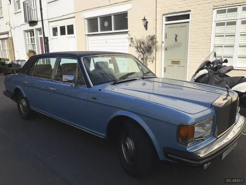 1982 Rolls-Royce Silver Spirit in London