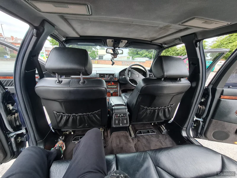 1995 Mercedes-Benz W140 S Class in Leeds 3