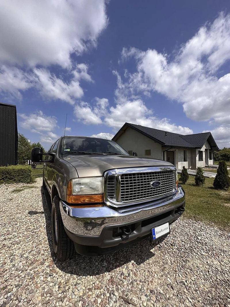 2000 Ford Excursion in Białaczów 8