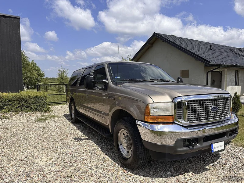 2000 Ford Excursion in Białaczów 7