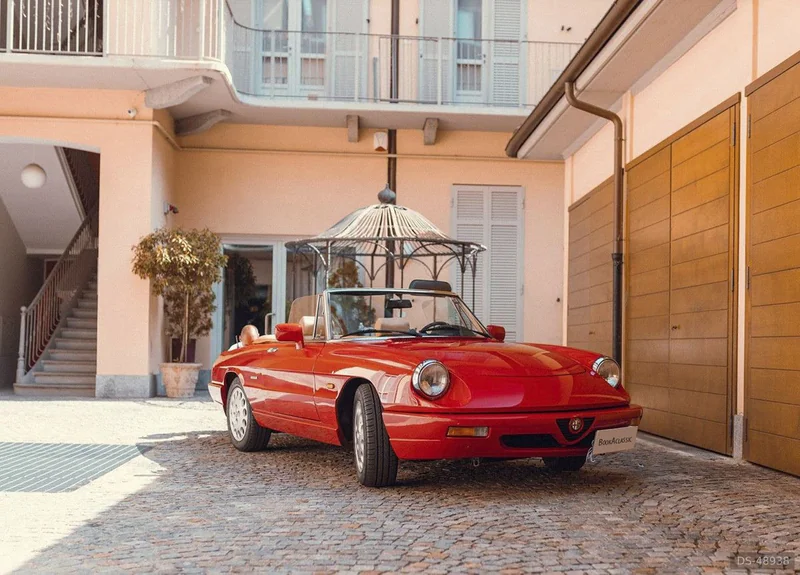 1991 Alfa Romeo Spider 2000 in Torino 9