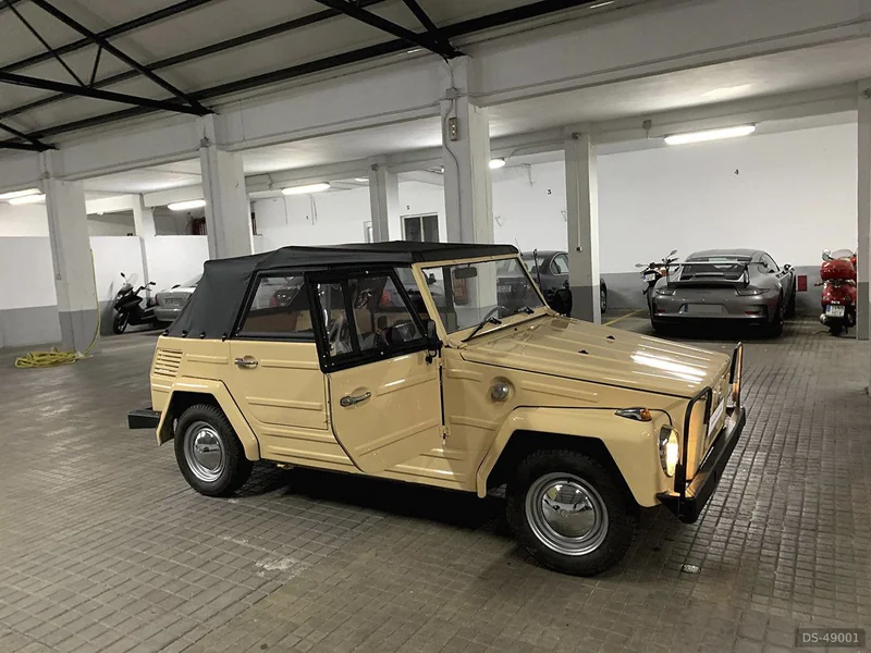 1972 Volkswagen Kubellwagen in Madrid 6