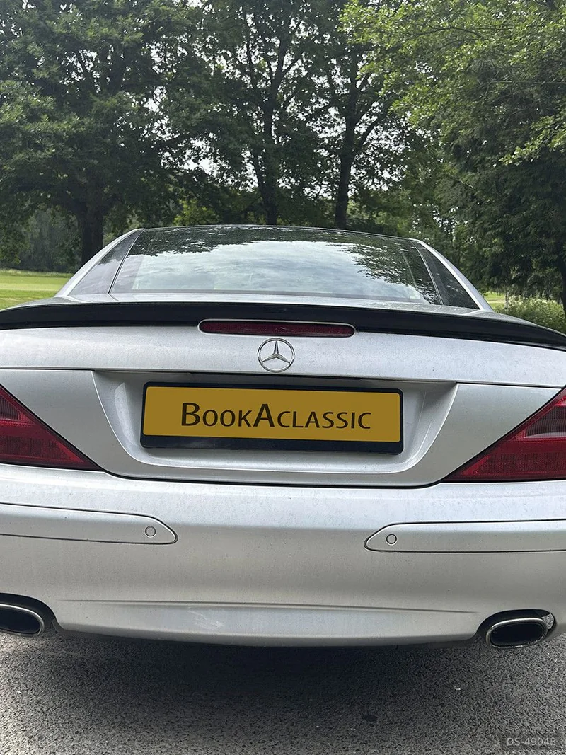 2006 Mercedes-Benz Sl350 in Virginia Water 6