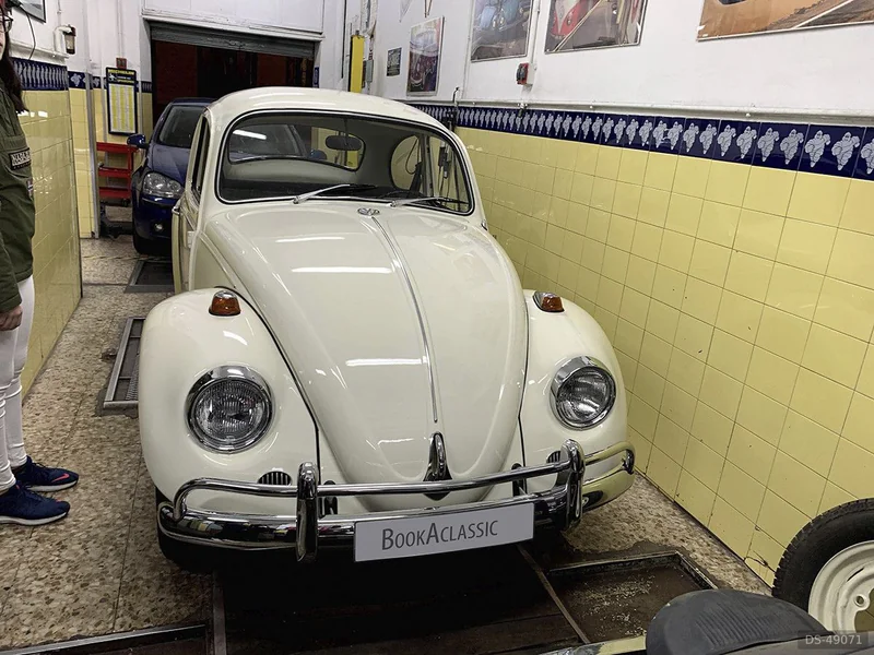 1966 Volkswagen Escarabajo in Madrid 2
