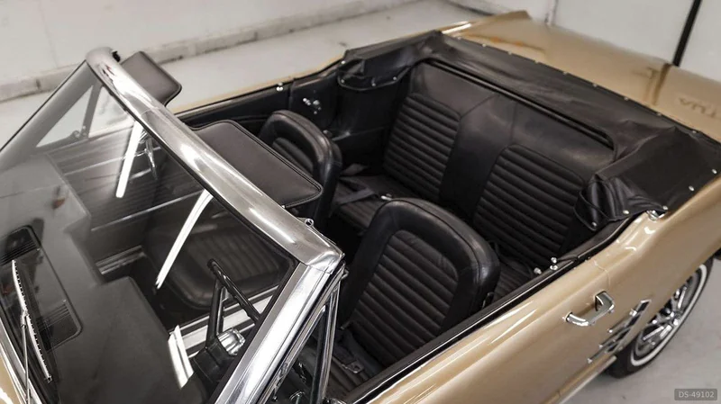 1966 Ford Mustang Convertible in Ruutana 5