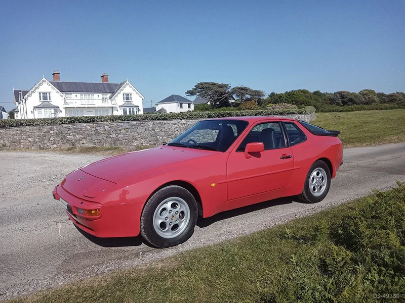 1987 Porsche 944 in Swansea 2