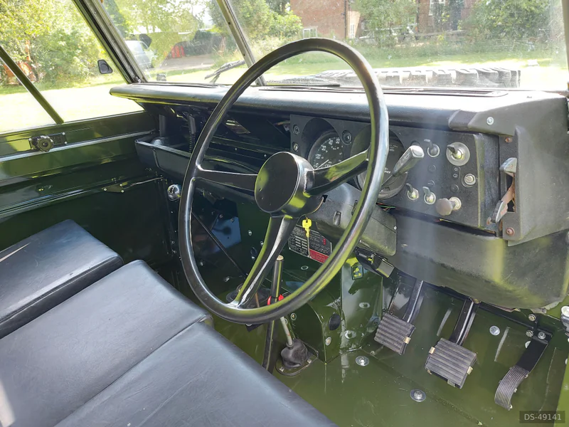 1976 Land Rover Series 3 88 Swb in Tring 5