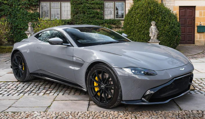 2018 Aston Martin Vantage V8