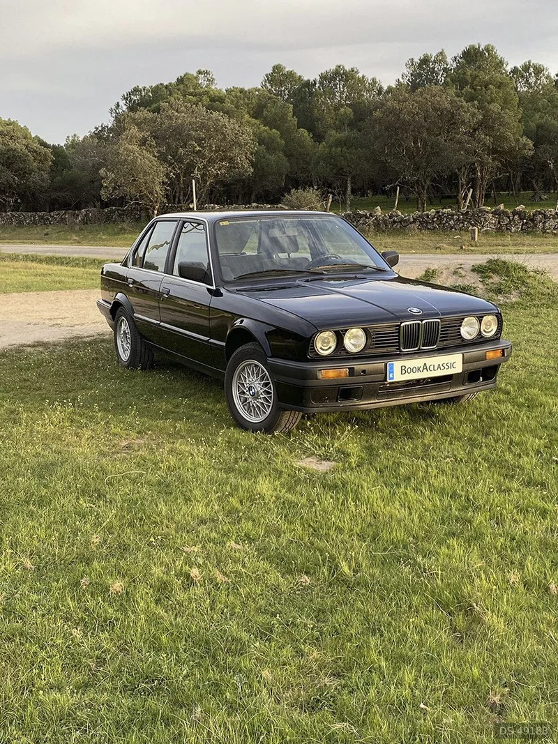 1990 BMW 318 I E30 in Madrid 5