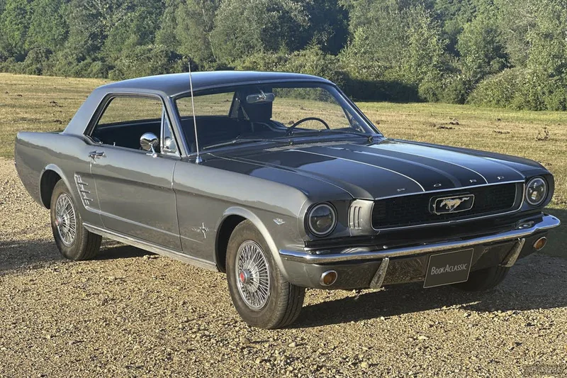 1966 Ford Mustang in Romsey 2