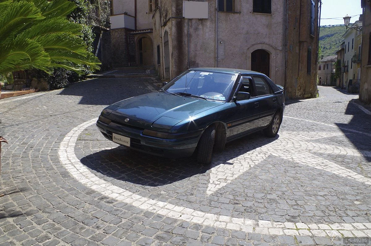 1993 Mazda 323f