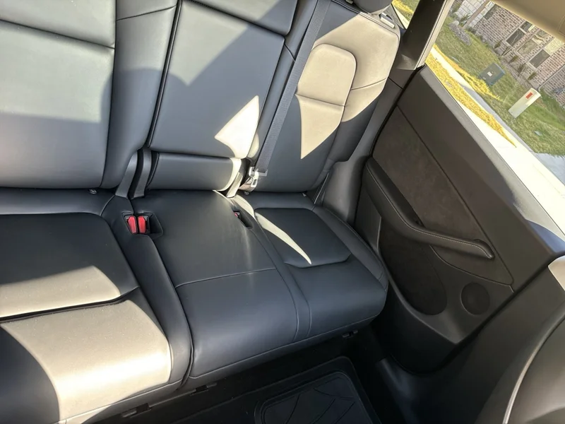 2023 Tesla MODEL Y 11