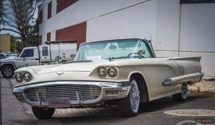 1959 Ford Thunderbird in Melbourne 2