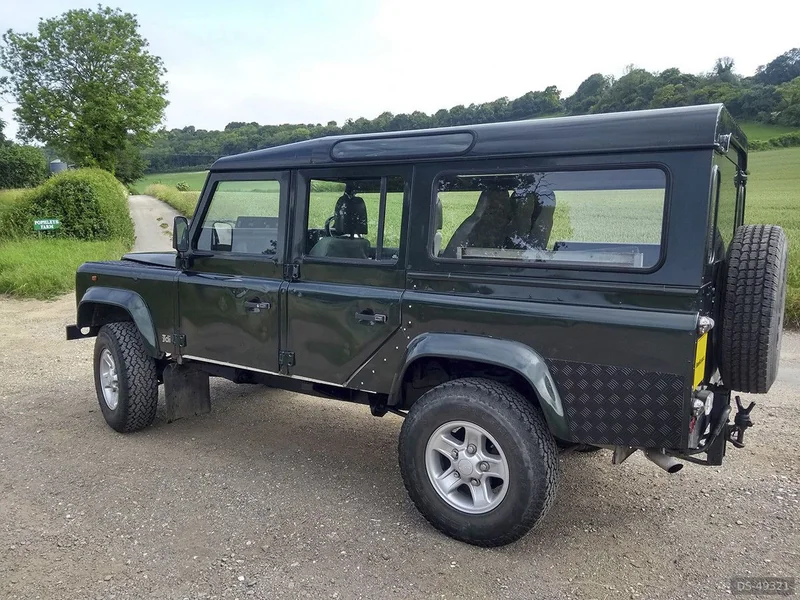 1996 Land Rover Defender 110 in High Wycombe 5