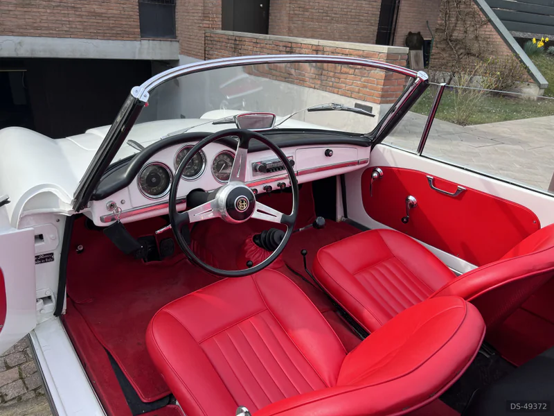 1964 Alfa Romeo Giulia Spider 1600 in Venezia 3